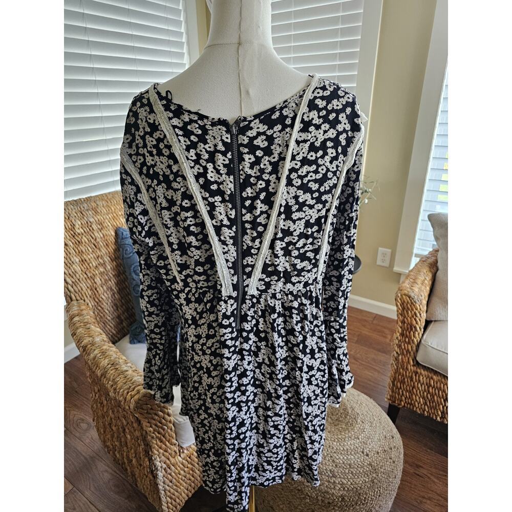 Free People Floral Bell Sleeve Babydoll Dress M Tunic Lace Trim M Festival Boho - Picture 3 of 5